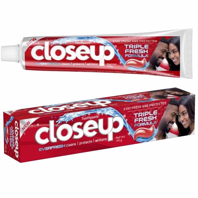 Closeup Toothpaste Triple Fresh