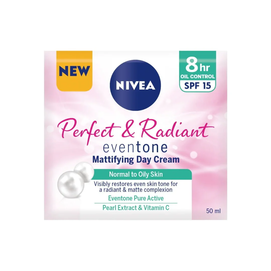 Nivea 8Hr Oil Control Eventone Mattifying Day Cream Vitamin C